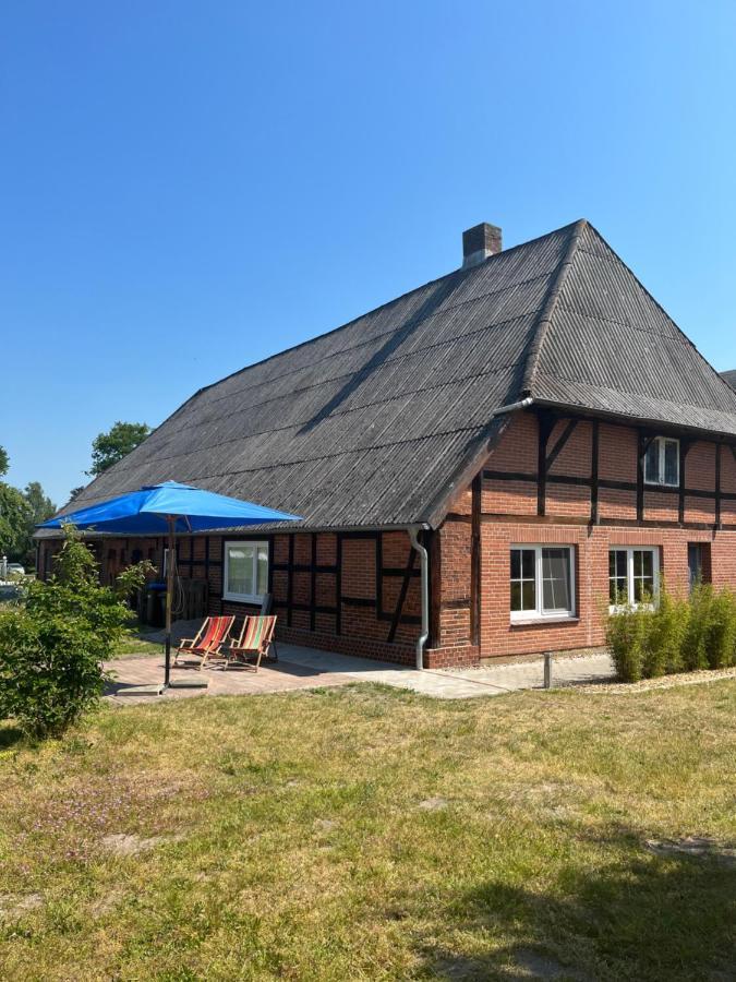 Ferienwohnung Elbsegler ブレッケーデ エクステリア 写真